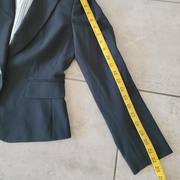 TAHARI Arthur S. Levine Petite Women’s Jacket. 2P - Picture 8 of 8